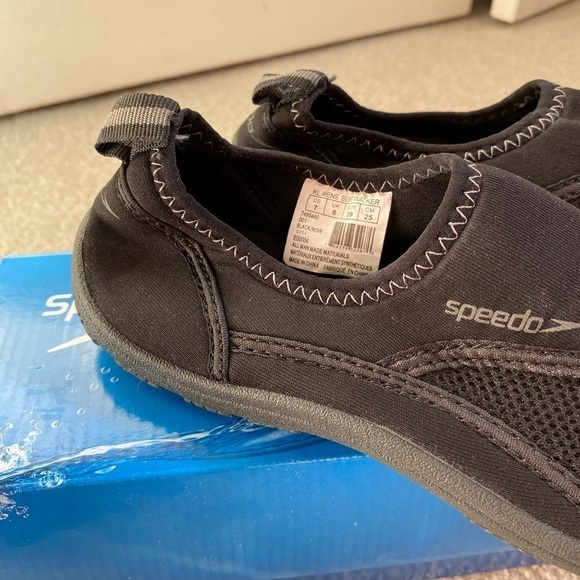 Speedo New Men’s Size 7 Surfwalker 2 Black Slip-On Water Outdoor Shoes NIB - Picture 10 of 12